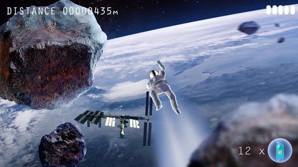 墜向地球免費版下載